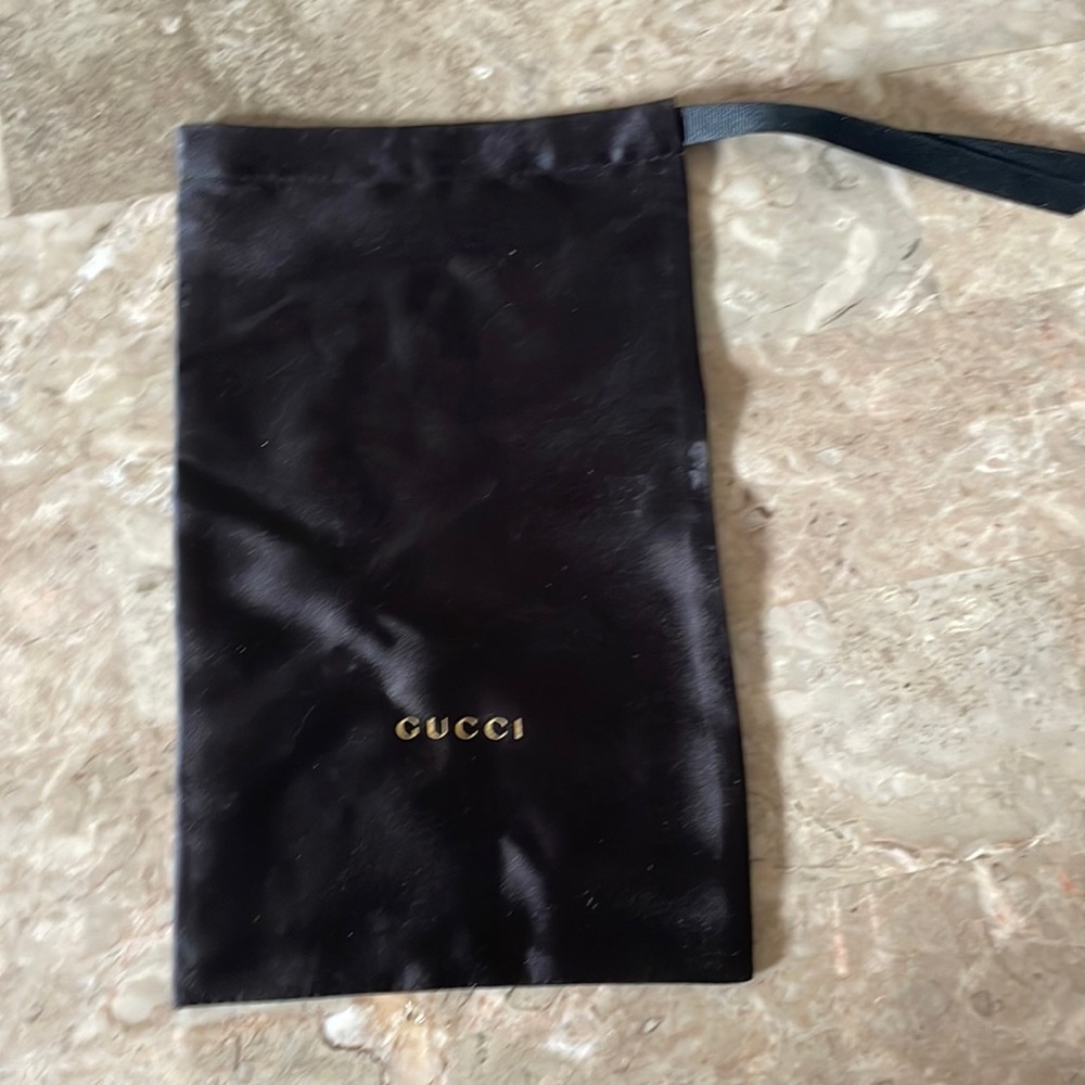 Gucci authentic wallet dust bag